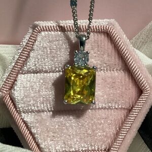 - 💎Emerald Cut Yellow Citrine square Pendant and Diamond necklace.
